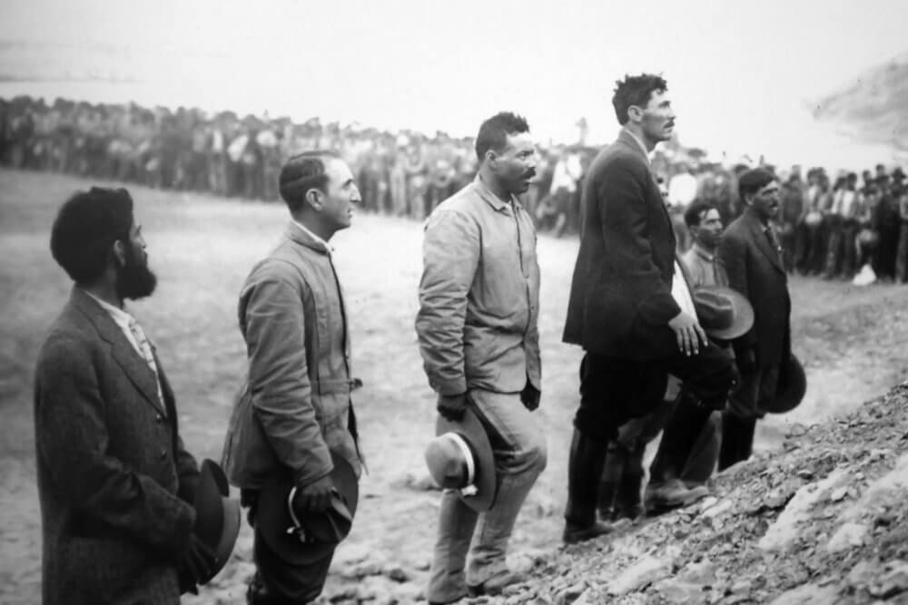 Coiudad Juarez 1911 tiroteos antireeleccionistas 8 de mayo de 1911: revolucionarios antirreeleccionistas inician tiroteos en Ciudad Juárez, por indicaciones de Pascual Orozco y Francisco Villa, contraviniendo las órdenes de Francisco I. Madero.